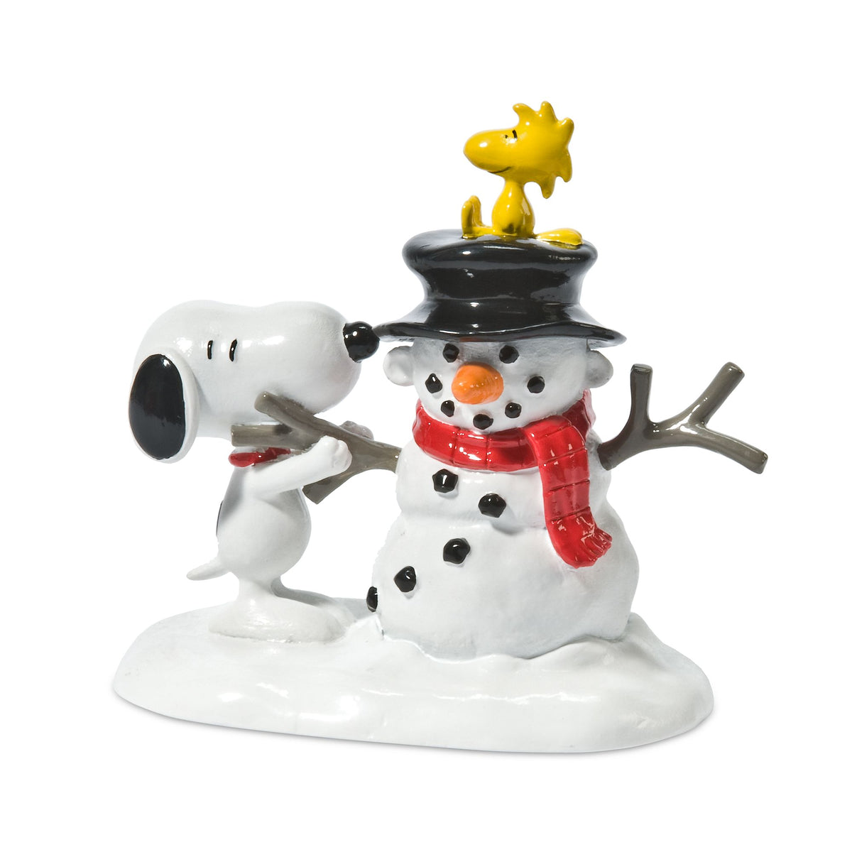 Peanuts Gang & Snoopy WINTER FUN Building A Snowman 5.12 Figure