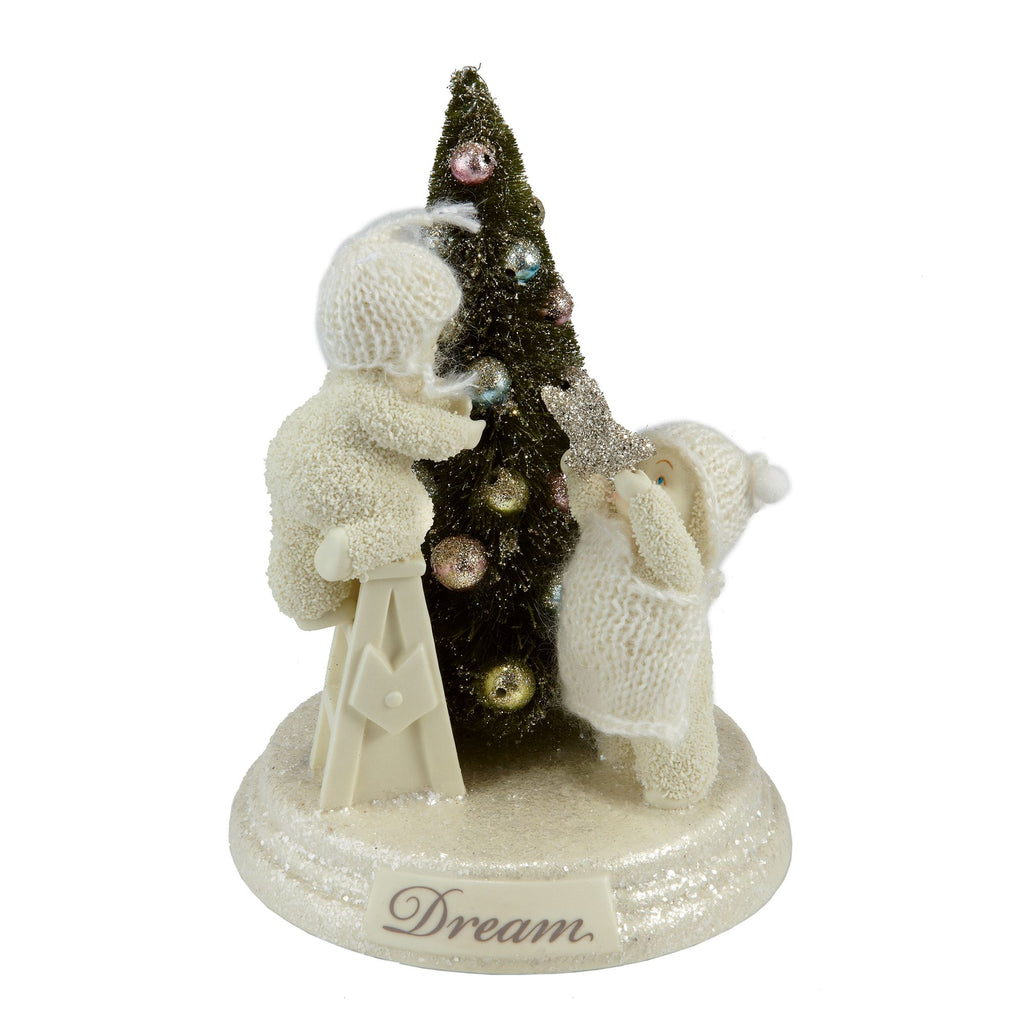 Decorating the Tree