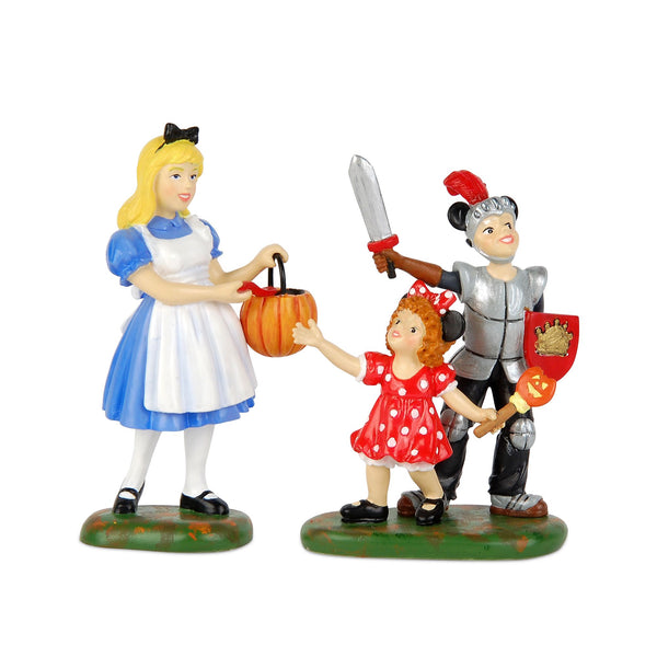 Trick-Or-Treating At The Castl