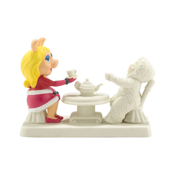 Miss Piggy Comes To Tea