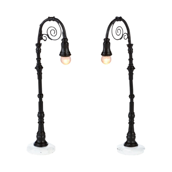 Kensington Lane Lamp Posts