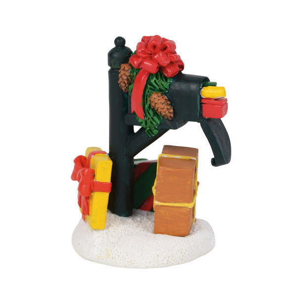 Mistletoe Farm Mailbox