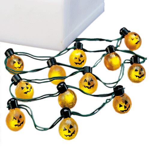 Village String Of 12 Pumpkin L