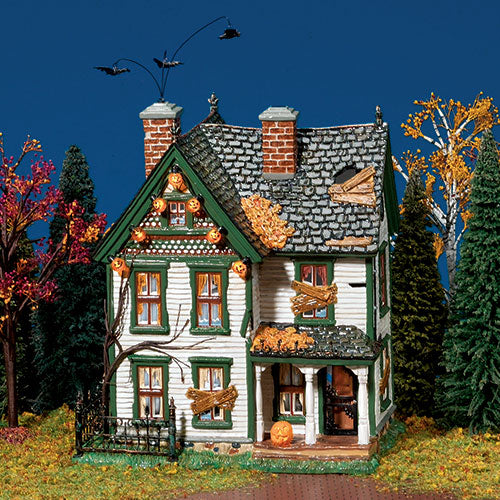 Spooky Farmhouse 56.55315 – Department 56 Retirements