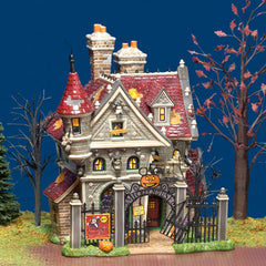 Department 56 Spooky discount Farmhouse #55315 Retired