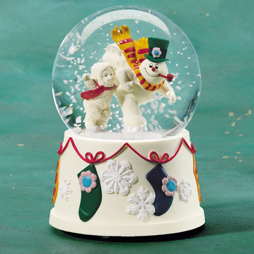 Catch Me If You Can Waterglobe